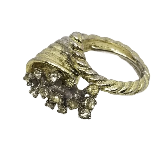 VINTAGE 1960s GOLDPLATED CORNUCOPIA CRYSTAL DESIGN RING - Picture 3 of 7